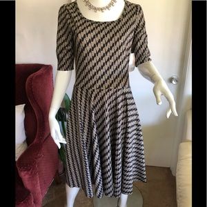 New with Tags LULAROE Dress Size L.
